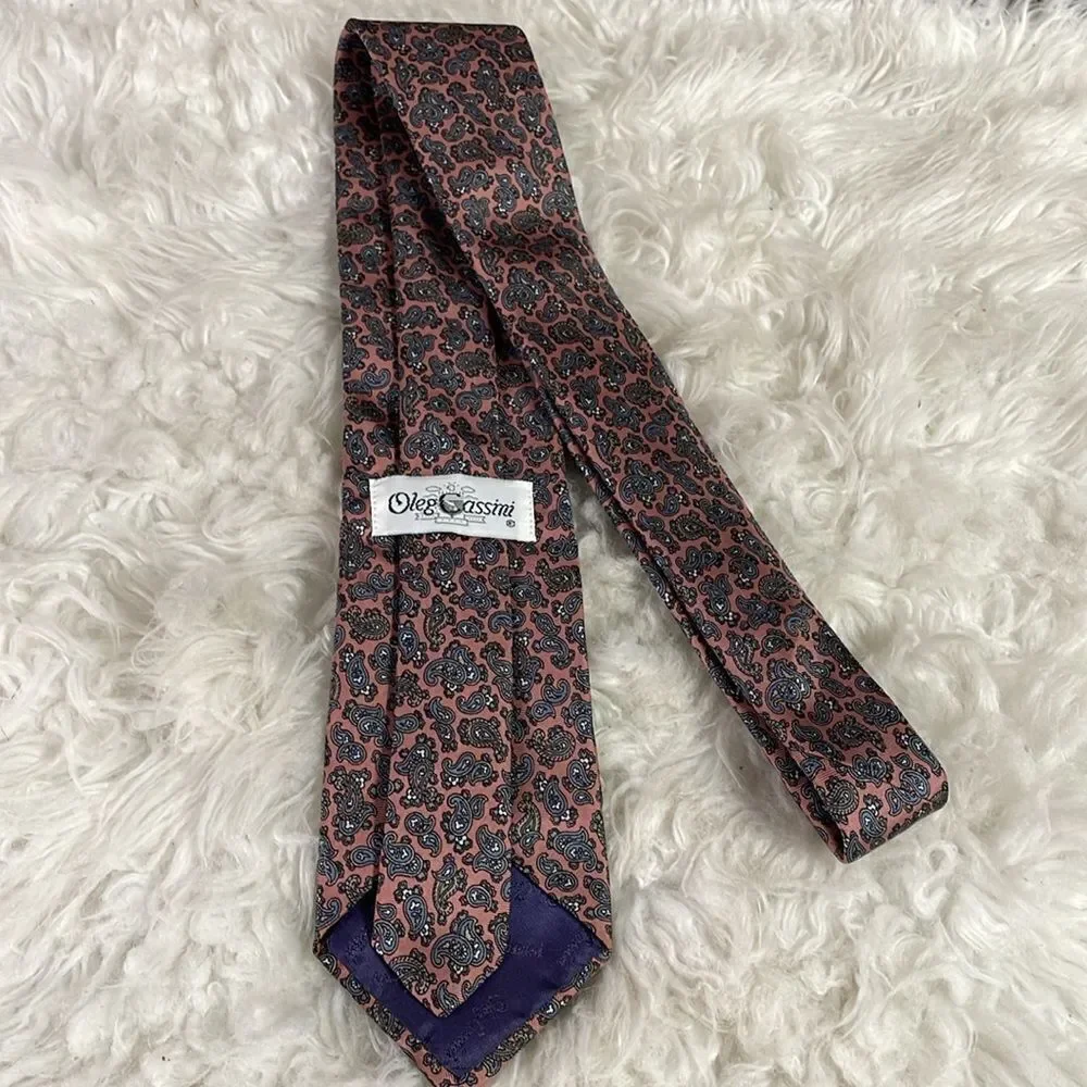 Oleg Cassini Mens Vintage Pink Paisley Dress Tie 42”